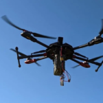 Росіяни дроном атакували цивільне авто у Херсоні: є загибла