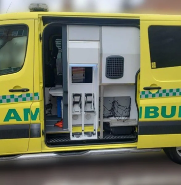 Медзаклади Херсонщини отримали дві нові спецмашини