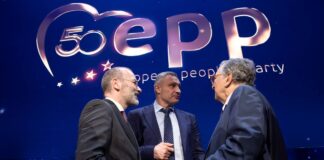 Кличко в Брюсселе на саммите ЕНП призвал европейских политиков продолжать закупку оружия для Украины