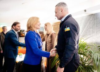 Кличко на встрече с президентом Бундестага поблагодарил Германию за энергетическую помощь Киеву и за ракеты для ПВО