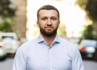 Нардеп з Херсонщини Володимир Іванов задекларував зарплату понад 700 тисяч гривень і мотоцикл