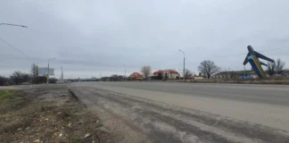 Розстріл цивільного біля аеропорту Херсона. Поліція шукає свідків