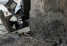 Через обстріл Херсона поранений підліток