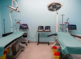 У Херсонському онкоцентрі працює менше половини ліжок. Яка ситуація зараз