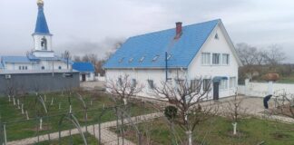 Росіяни обстріляли Благовіщенський жіночий монастир у Білозерській громаді