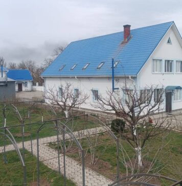 Росіяни обстріляли Благовіщенський жіночий монастир у Білозерській громаді