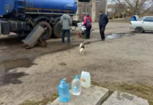 В окупованому Роздольному на Херсонщині не працюють насоси, що подають воду