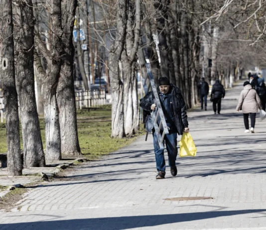 Яка погода очікується в Херсоні та області 15 березня 2026 року?