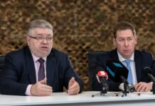 Адвокаты не уверены, что суд по санкциям против Порошенко состоится 3 апреля, и предостерегают от давления на судей