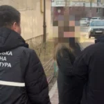 Понад 10 мільйонів гривень на медпослугах. Бухгалтерку херсонського підприємства підозрюють у привласненні коштів