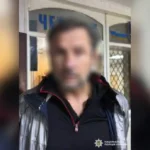 Нападав на ювелірні магазини і переховувався роками. На Херсонщині судитимуть учасника банди