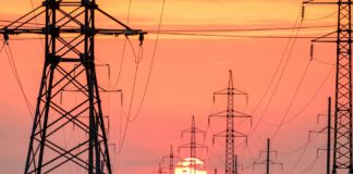 Украина еще три года будет жить с отключениями: каким городам будет сложнее всего, — эксперт