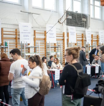 На выборах в Венгрии рекордная явка, Мадьяр и Орбан уже проголосовали, — Telex