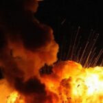 Россияне ударили по Днепру: пылает административное здание (видео)