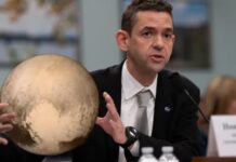 NASA хочет снова сделать Плутон девятой планетой Солнечной системы: мнения разделились