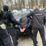 Использовали ИИ и дипфейки на сайтах знакомств: в Днепре разоблачена крупная сеть криптоскамеров