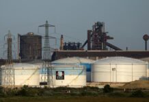 США не продлили исключение из санкций для российской нефти. Так же будет с иранской – Reuters