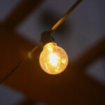 На Закарпатье предпринимателя подозревают в плате за свет в ТЦ по тарифу для населения