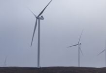 Евросоюз ускорит энергопереход в ответ на скачок цен на нефть