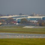 Львов предложил альтернативу жилью возле аэропорта: предлагает создать экономическую зону