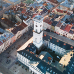 В западных регионах начали дешеветь квартиры в новостройках