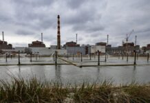 На оккупированной ЗАЭС снова блэкаут: работает на генераторах