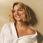 Сидни Суини снова снялась в рекламе American Eagle: акции компании после этого подскочили на 9%