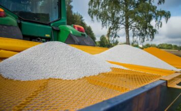 Россия ограничила экспорт удобрений: в мире дефицит из-за войны с Ираном