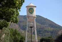 Акционеры Warner Bros. одобрили сделку о слиянии с Paramount