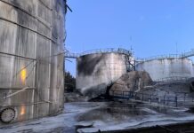 Акваторию порта Черноморск залило маслом после российского удара – фото