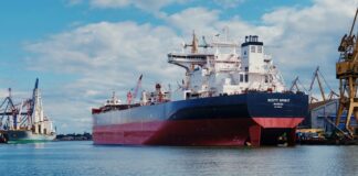 Эстония не будет задерживать суда «теневого флота» РФ: Таллинн считает это рискованным