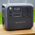 Заживит всю необходимую технику: эксперт посоветовал мощную зарядную станцию для дома (фото)