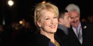 76-летняя Мерил Стрип удивила образом в Нью-Йорке (видео)