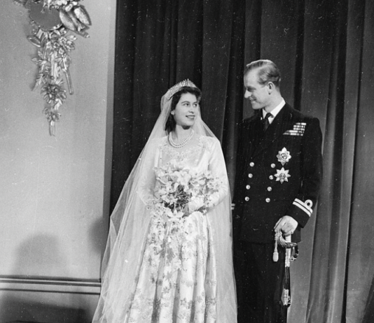 100 лет назад родилась Елизавета II: как она встретила Филиппа — любовь всей жизни (фото)