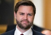 Вэнс направляется в Пакистан на переговоры с Ираном