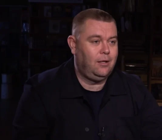 Російський військовий намагається удочерити дитину з інтернату на окупованій Херсонщині