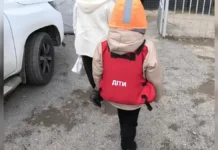 З Комишан Херсонської громади евакуювали жінку з дитиною