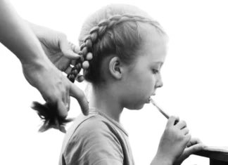 «Я впораюсь сама» — міф, який виснажує тисячі жінок