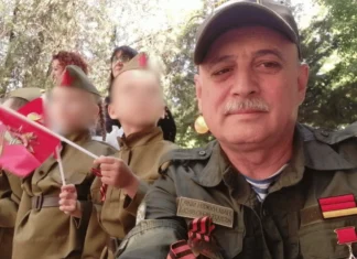 Зеленський запровадив санкції проти «ряженого ветерана» з Херсона Ігоря Телегіна
