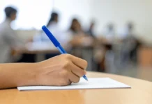 Школярі з Херсонщини можуть скласти НМТ у 20 країнах світу