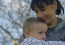 Матері вдалося повернути сина, якого росіяни викрали з херсонського будинку дитини