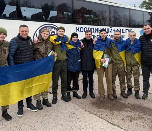 Серед звільнених з російського полону цивільних українців є молодь з Херсонщини