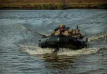 На Херсонщині війська РФ продовжують спроби висадки на острови