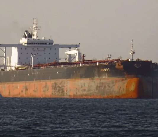 «Финансирует войну»: РФ использует Starlink на судах «теневого флота», чтобы обходить санкции, — Kyiv Independent