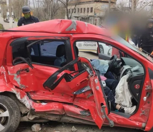 У Херсоні сталася аварія, загинула жінка. ФОТО