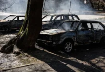 Дрон вдарив по цивільному авто на Херсонщині. Двоє поранених