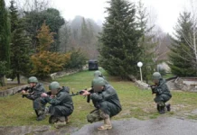 Стройова підготовка, управління БпЛА. Дітей з Херсонщини возили до окупованого Криму