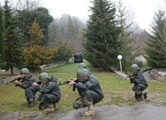 Стройова підготовка, управління БпЛА. Дітей з Херсонщини возили до окупованого Криму