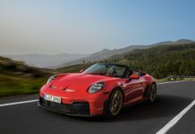 У GT3 снесло крышу: представлен самый экстремальный кабриолет Porsche (фото, видео)