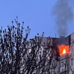 Війська РФ влучили у багатоповерхівку в Херсоні. ВІДЕО